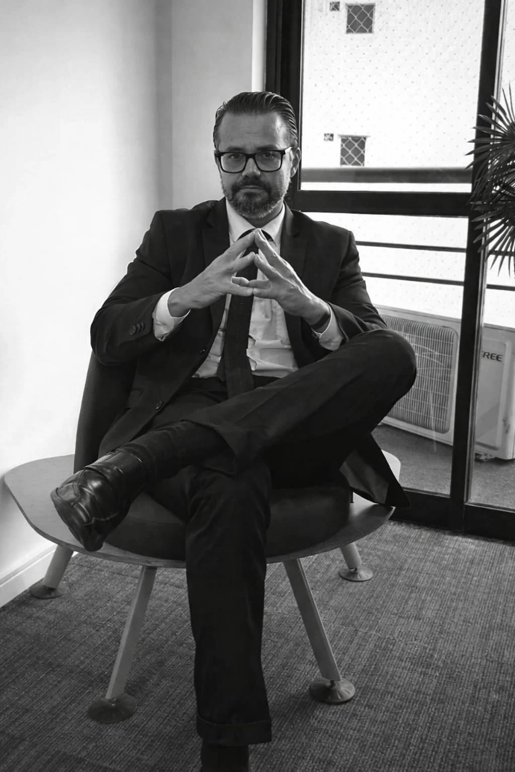 Dr. Sérgio Junior - sócio fundador, especialista em importunação sexual e estupro de vulnerável